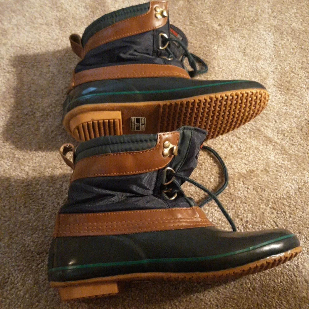 Northwest Territory Snow Boots - Picture 4 of 8